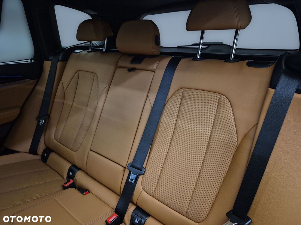 BMW X3 xDrive20d mHEV - 18