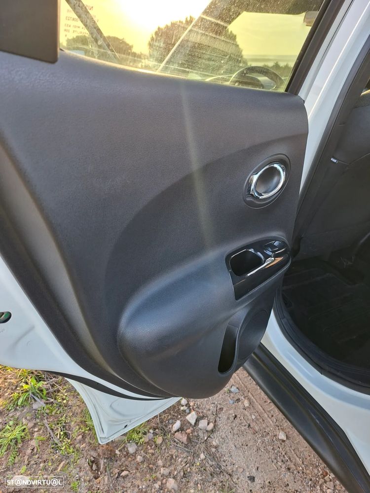 Nissan Juke 1.5 dCi N-Connecta - 28