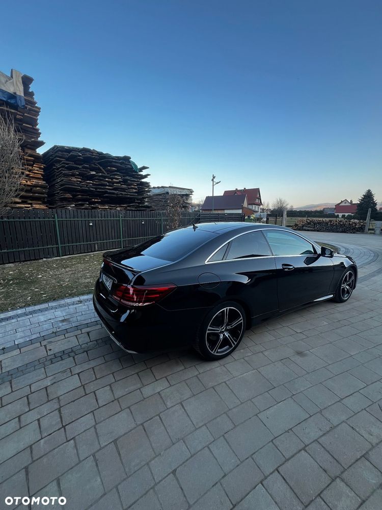 Mercedes-Benz Klasa E - 8