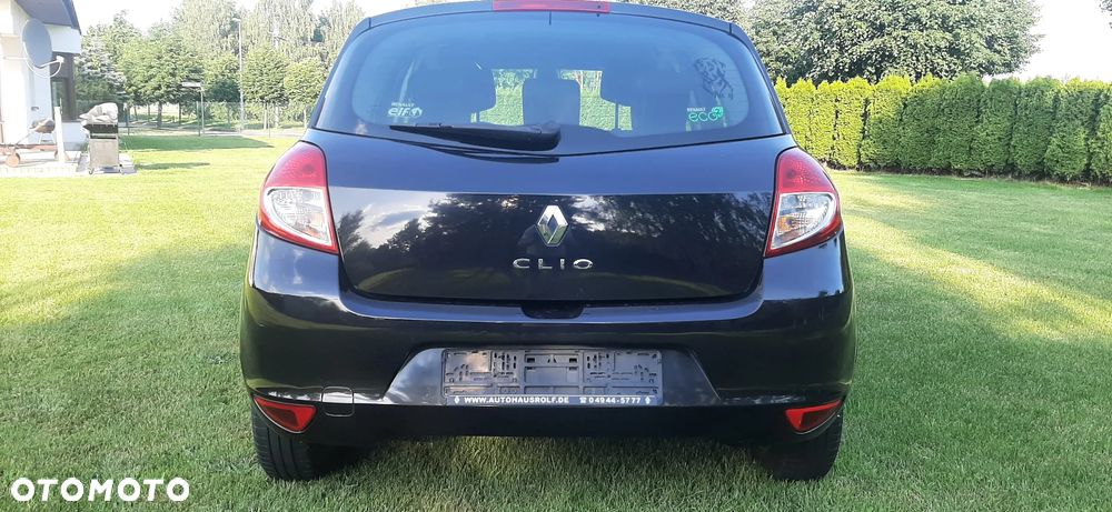Renault Clio 1.2 16V 75 TomTom Edition - 14