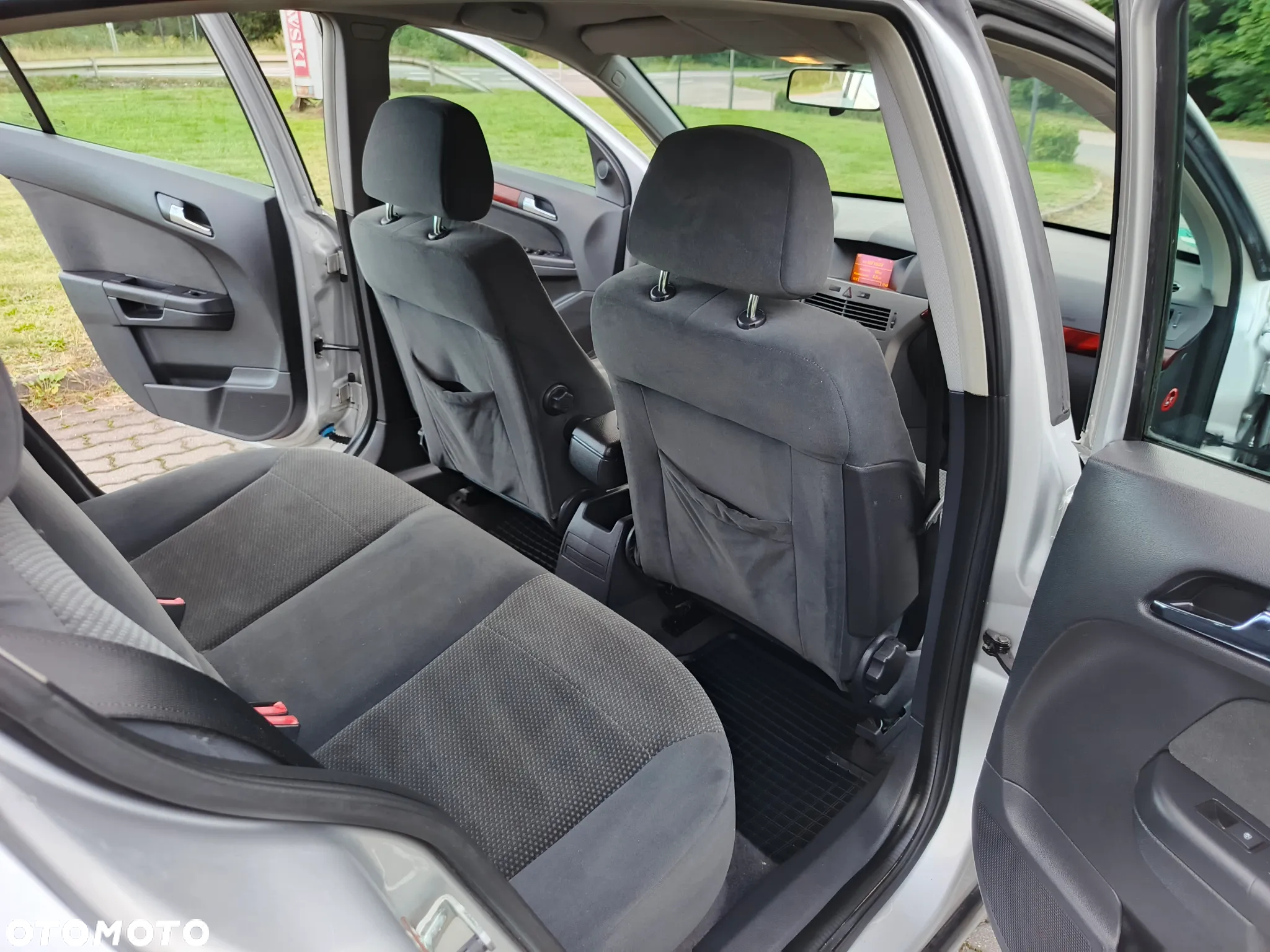 Opel Astra 1.6 Elegance - 22