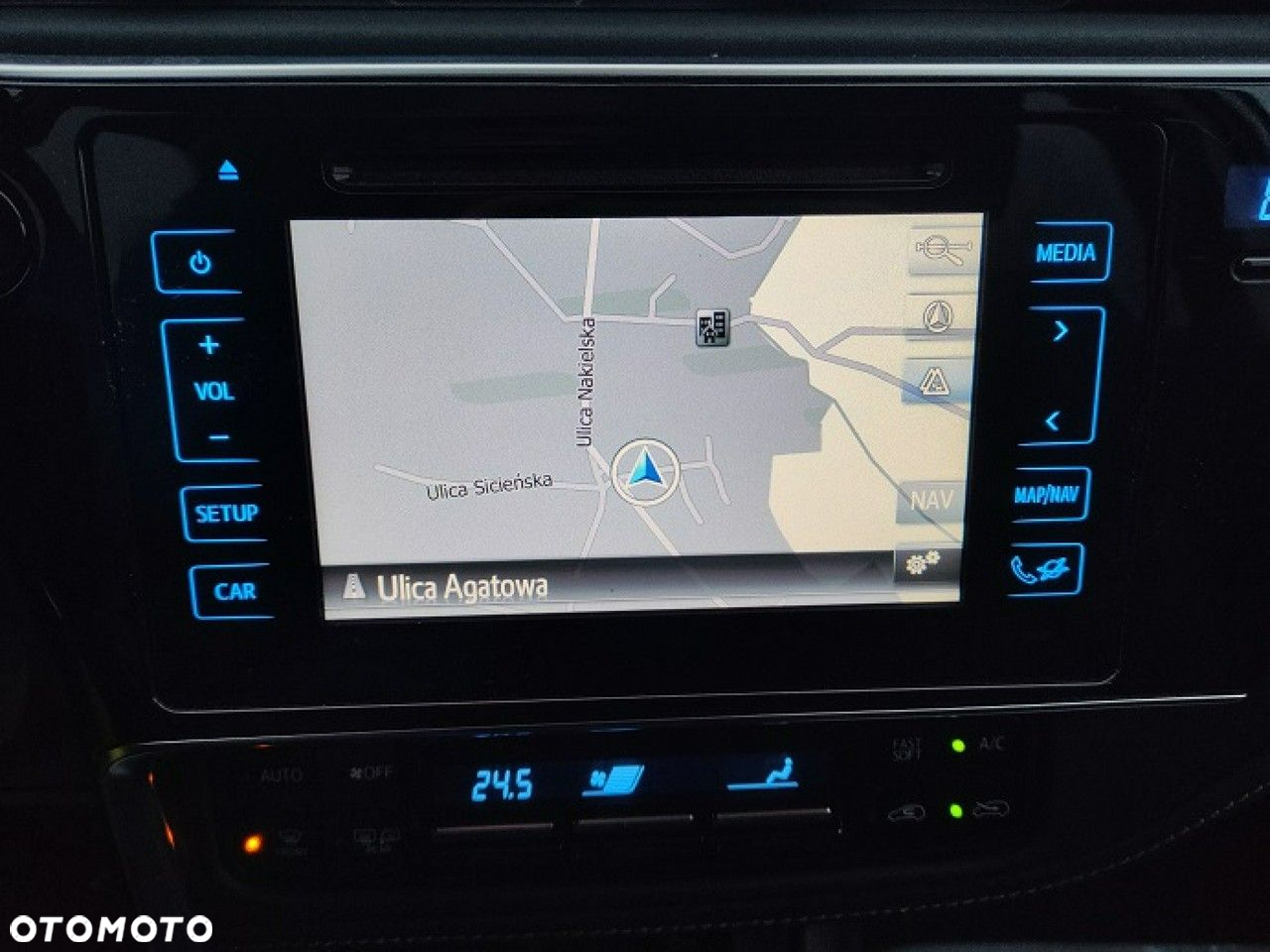 Toyota Auris - 21
