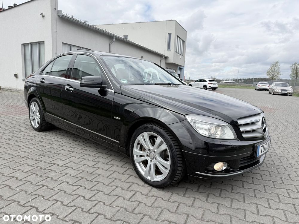 Mercedes-Benz Klasa C 320 CDI Avantgarde 4-Matic - 2