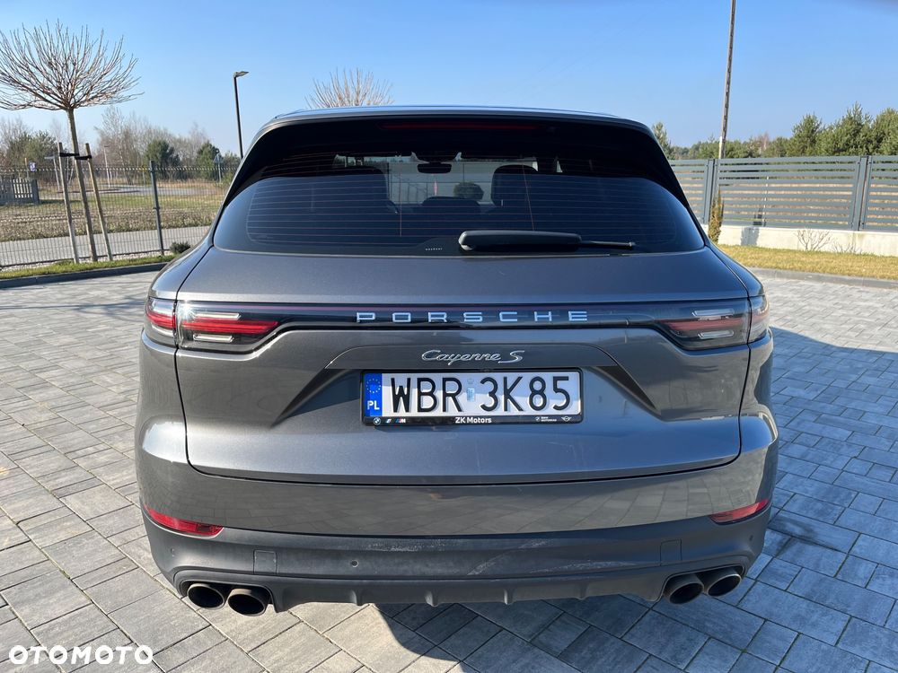 Porsche Cayenne S - 5