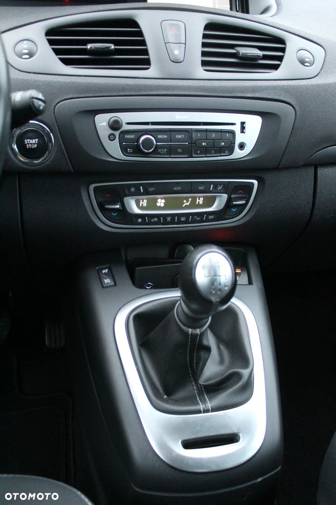 Renault Scenic Energy TCe 115 S&S LIMITED - 27