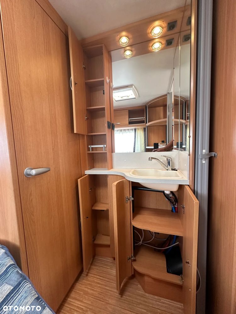 KNAUS SPORT 450 z przedsionkiem Isabella i napędem. 1300 kg !! - 30