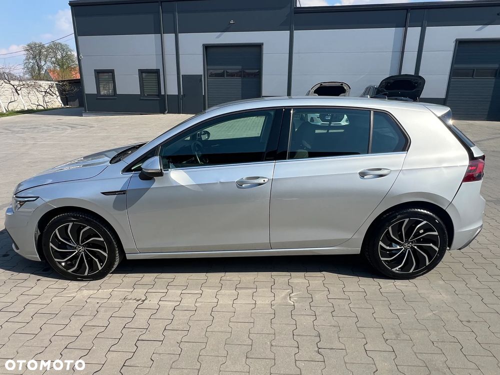 Volkswagen Golf 1.5 eTSI OPF DSG Style - 6