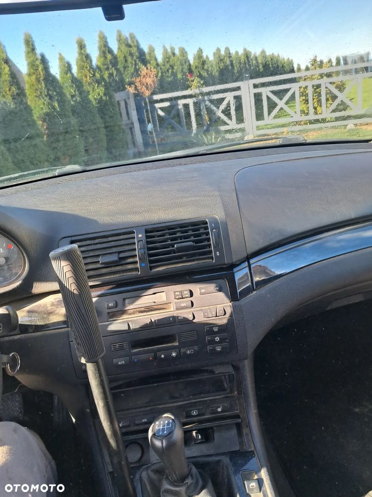 BMW Seria 3 323i - 1