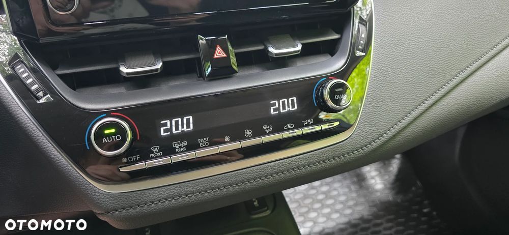 Toyota Corolla 1.6 Comfort - 14