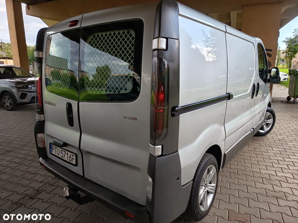 Renault TRAFIC - 11