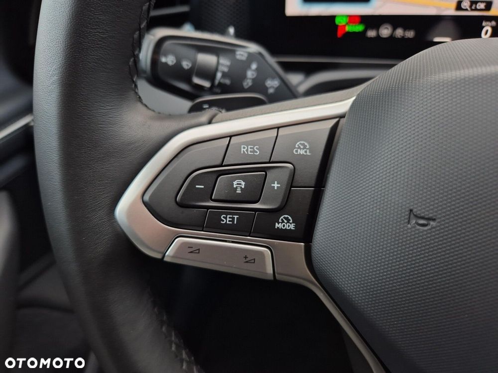 Volkswagen Passat 1.5 TSI EVO Business DSG - 21