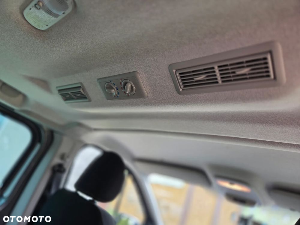 Renault Trafic - 27