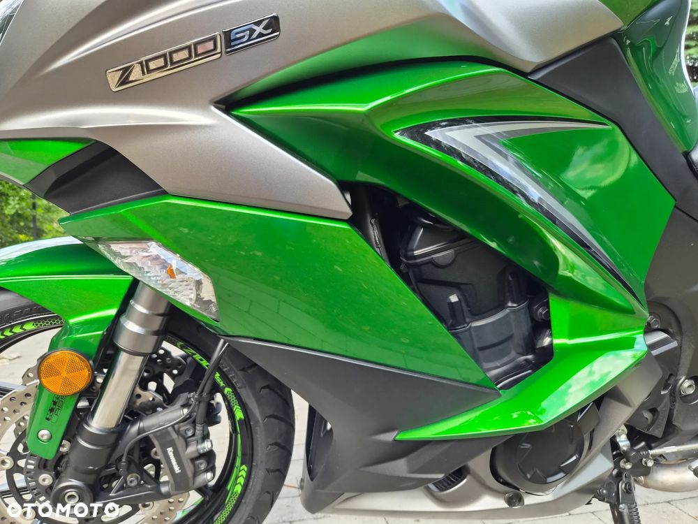Kawasaki Ninja 1000 SX - 11