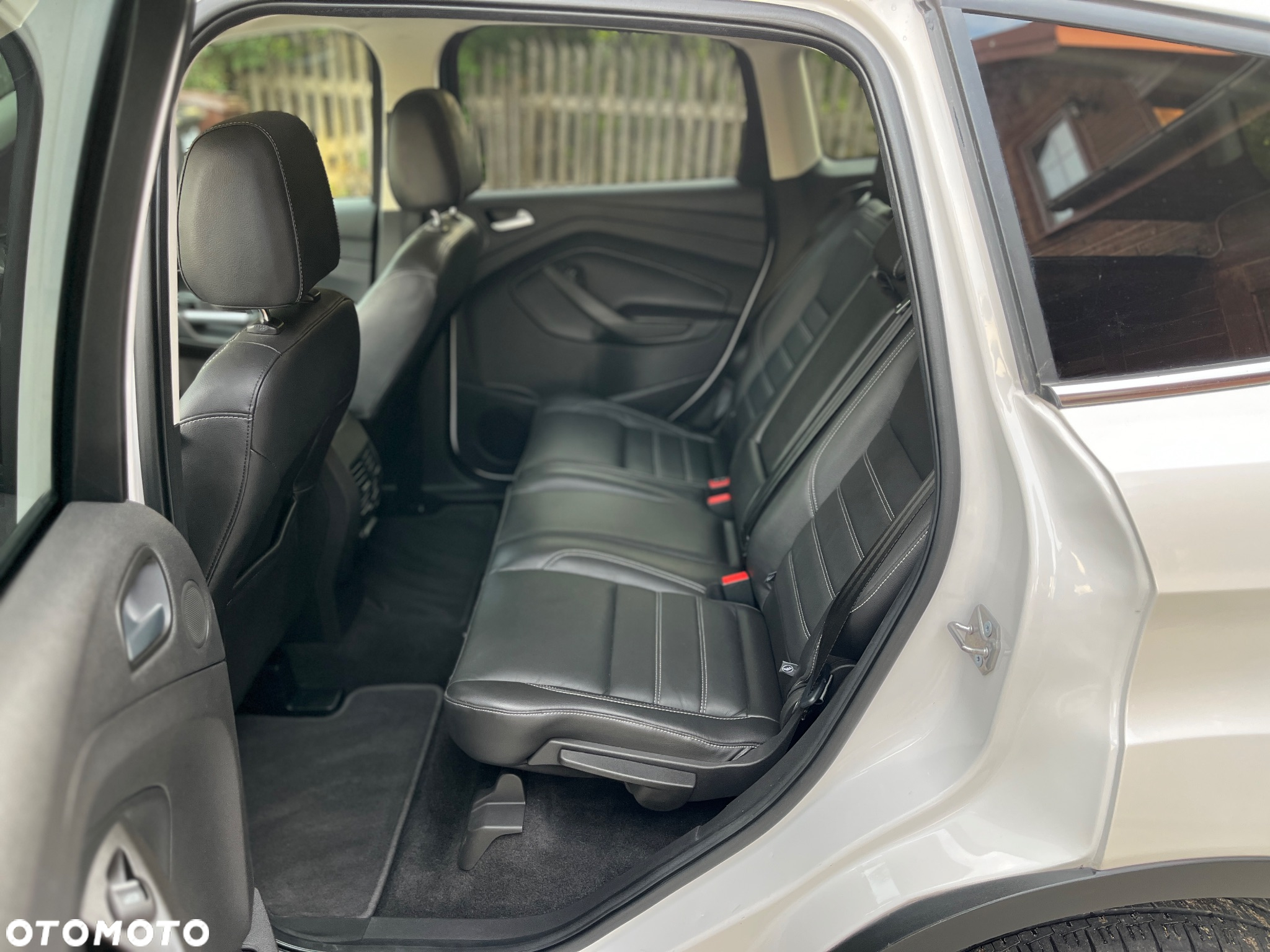 Ford Kuga 1.5 EcoBoost 4WD Titanium - 13