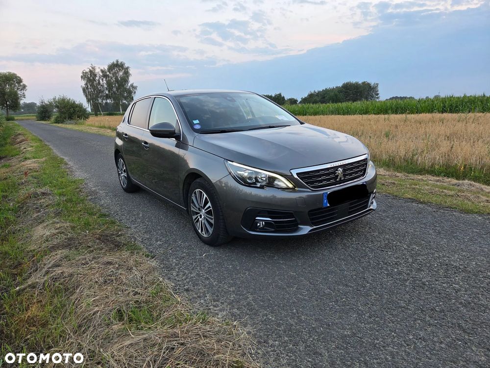 Peugeot 308 1.2 PureTech GPF Road Trip S&S EAT8 - 1