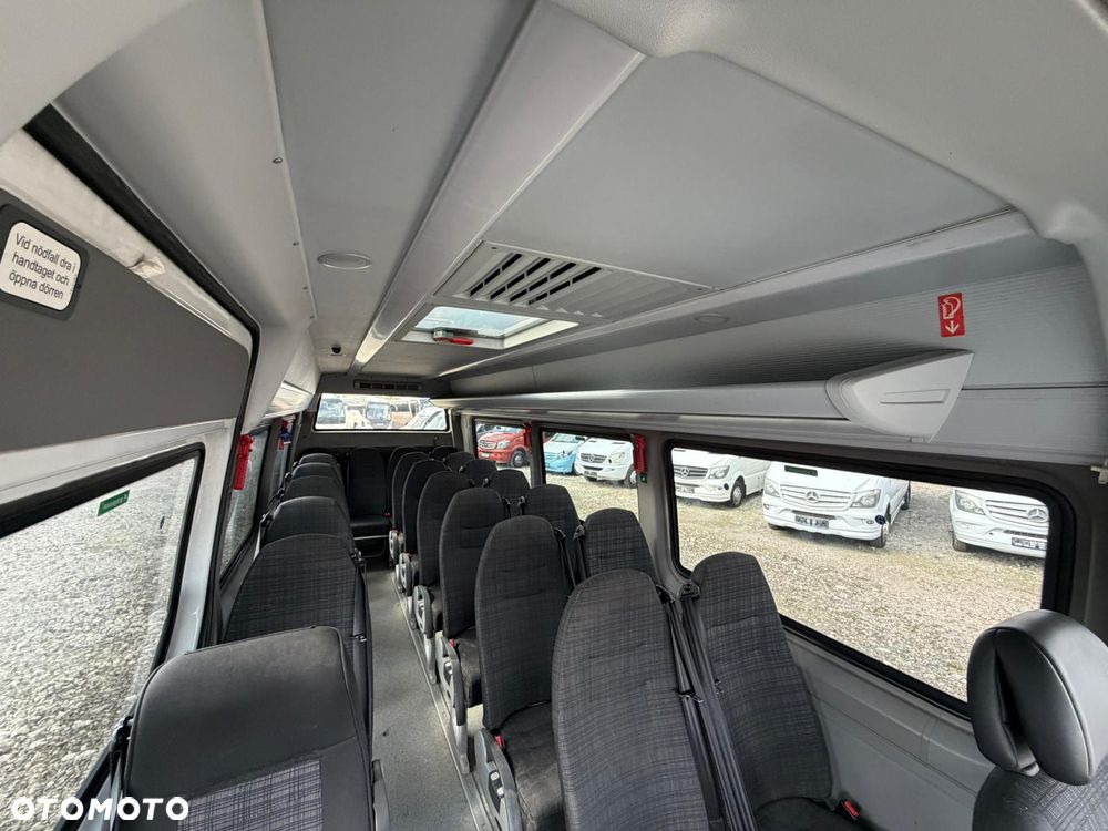 Mercedes-Benz Sprinter 516 - 14