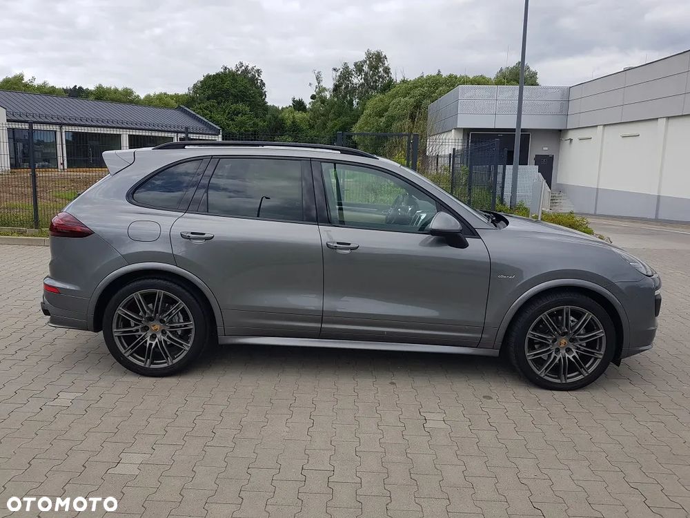 Porsche Cayenne S Diesel - 11