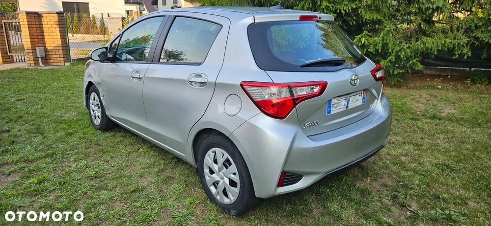 Toyota Yaris 1.5 Active - 4