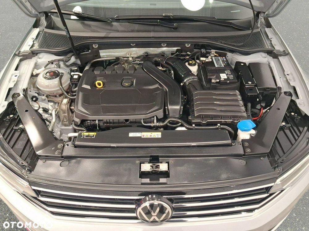 Volkswagen Passat Variant - 23