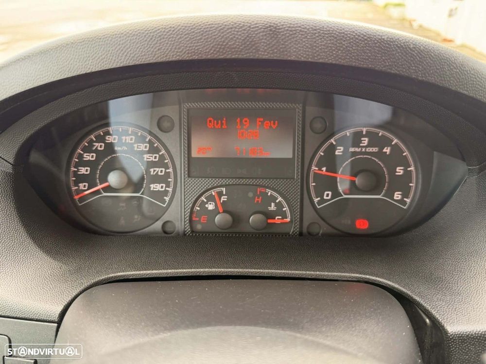 Peugeot Boxer 2.0 BlueHDi 333 L2H2 Premium - 11