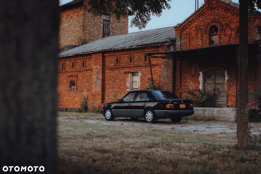 Mercedes-Benz W124 (1984-1993) - 20