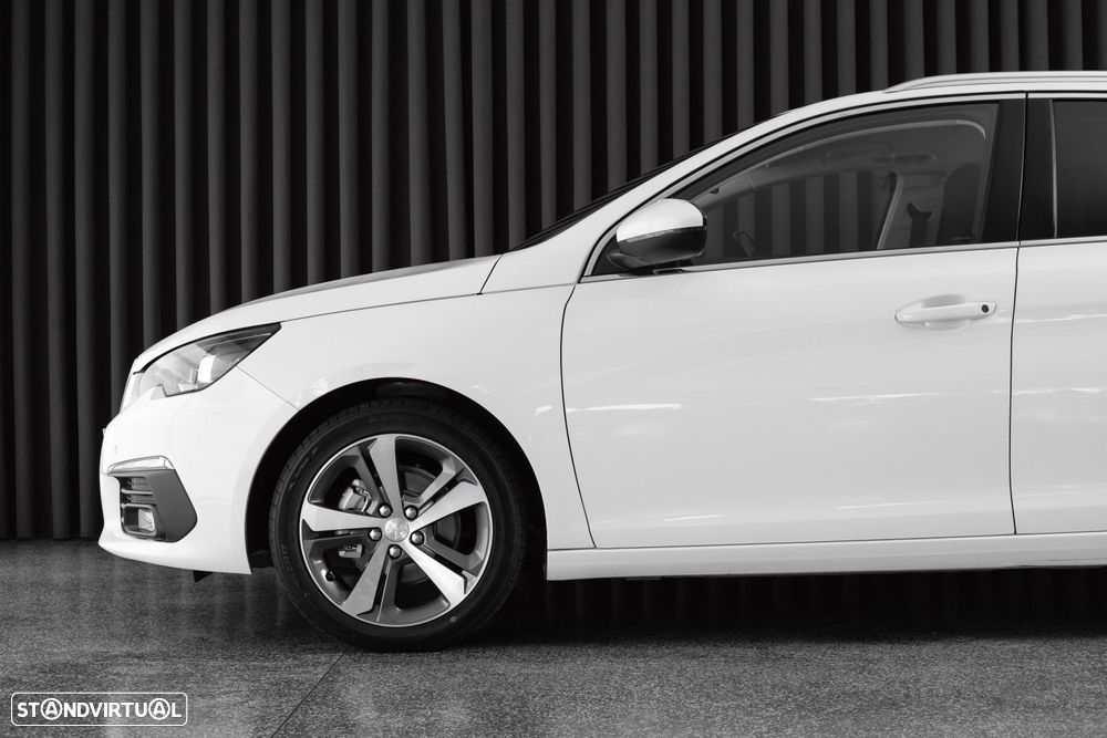 Peugeot 308 SW 1.5 BlueHDi Allure EAT8 - 7