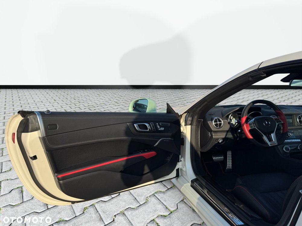 Mercedes-Benz SL - 11