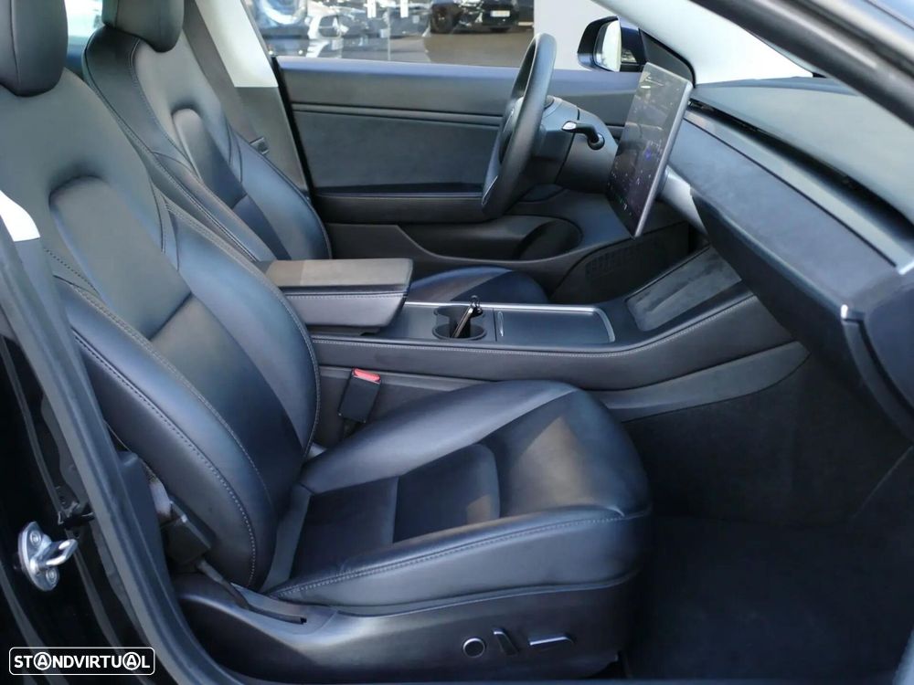 Tesla Model 3 Performance Dual Motor AWD - 28