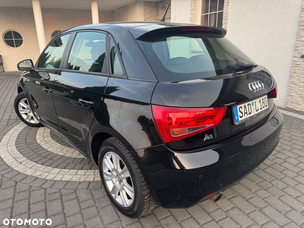 Audi A1 Sportback 1.2 TFSI Attraction - 4