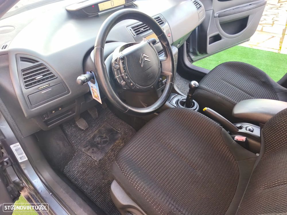 Citroën C4 1.6 HDi VTR Pack - 21