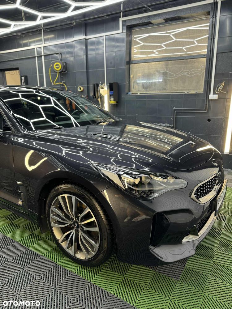 Kia Stinger 2.0 T-GDI GT Line - 28
