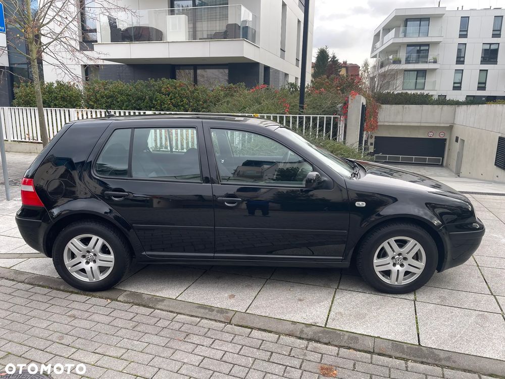 Volkswagen Golf IV 1.4 16V Comfortline - 2