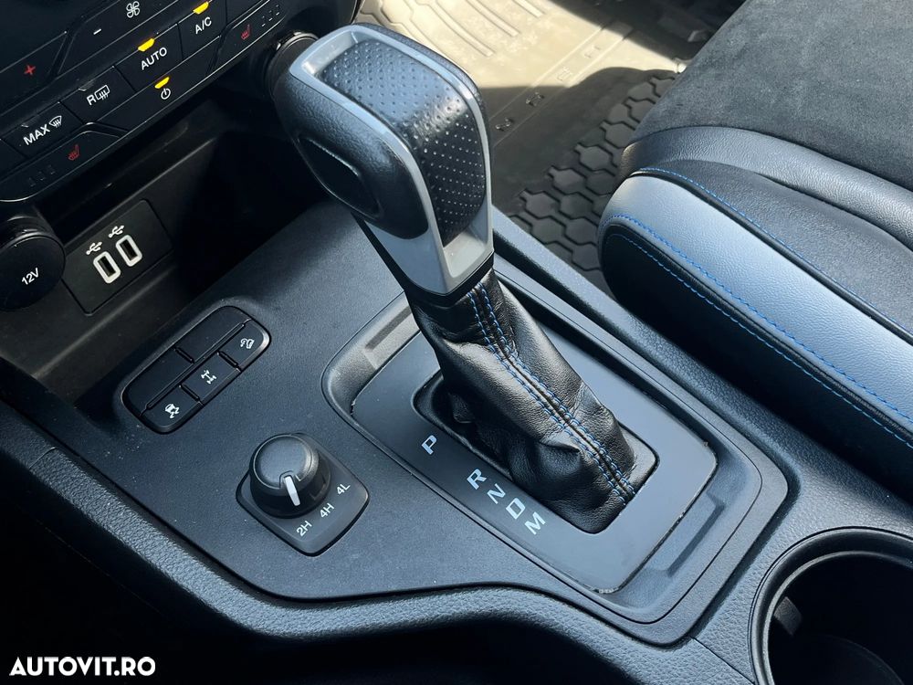 Ford Raptor - 26