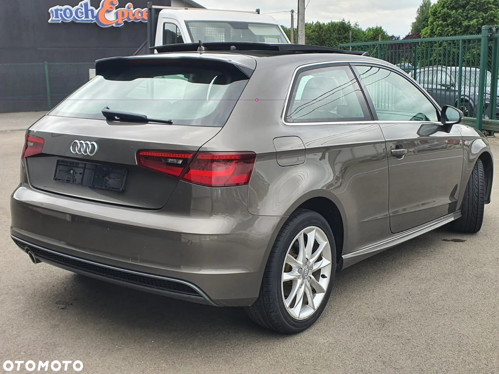Audi A3 1.6 TDI (clean diesel) S line Sportpaket - 4