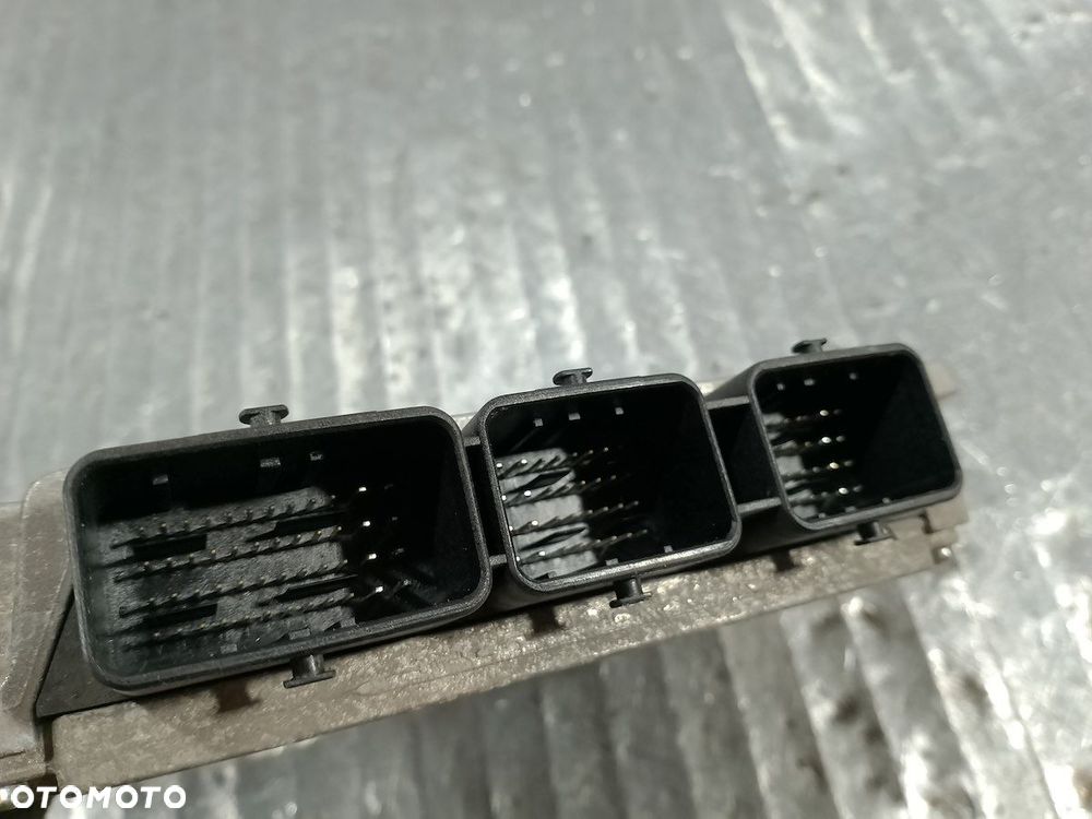 KOMPUTER, STEROWNIK CITROEN C4 PICASSO 9664981980  9663805380 1.8 16V - 2