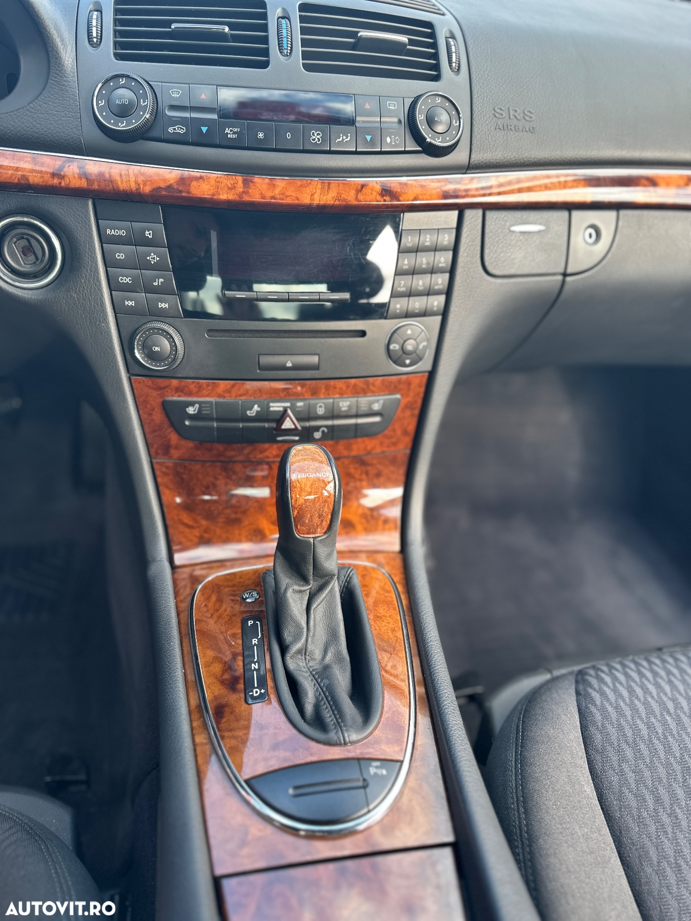 Mercedes-Benz E - 25