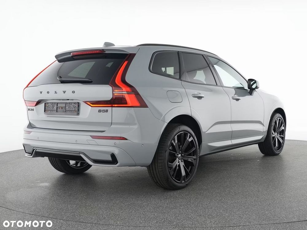 Volvo XC 60 B5 B AWD Ultra Black Edition - 2