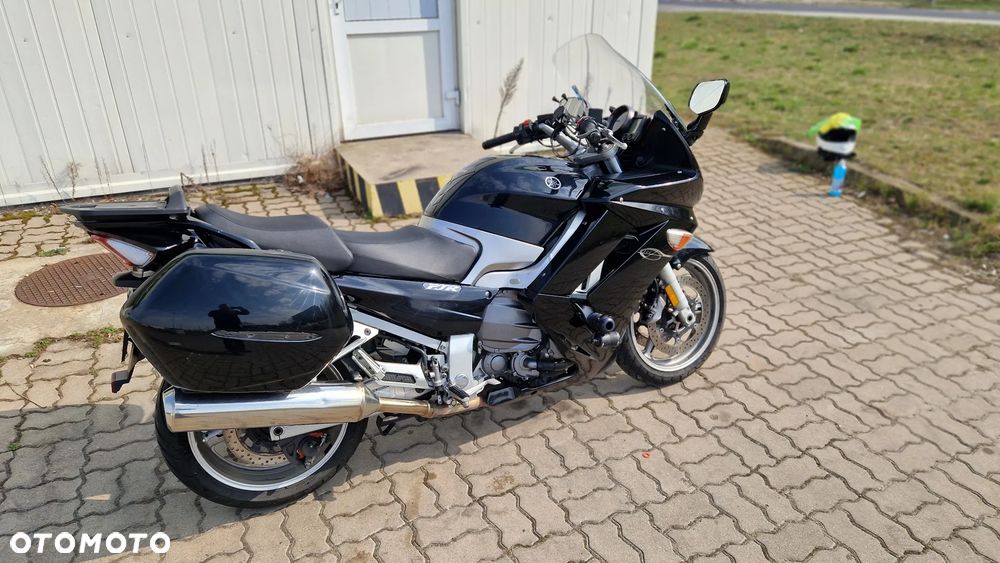 Yamaha FJR - 18