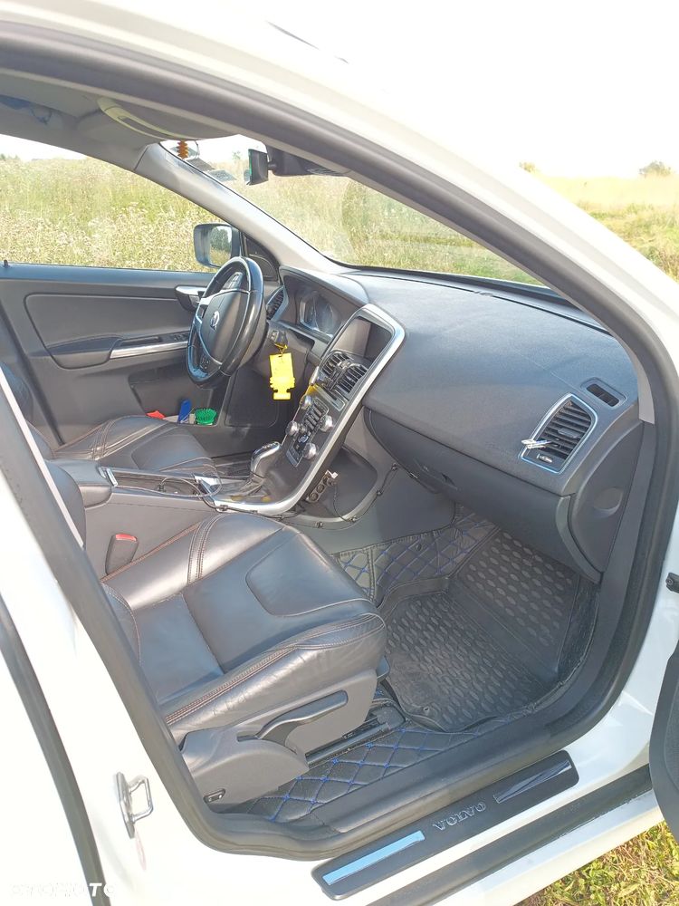 Volvo XC 60 D4 Geartronic Summum - 6