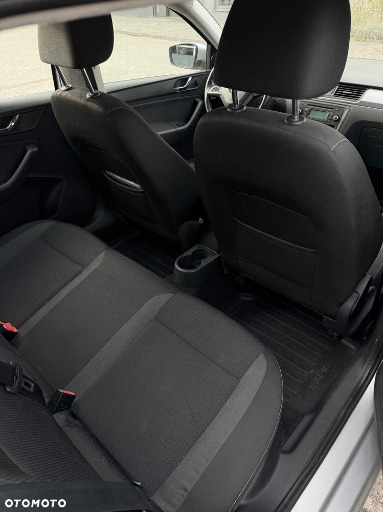 Skoda RAPID - 6