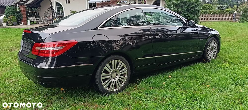 Mercedes-Benz Klasa E 250 CGI BlueEFFICIENCY Automatik Elegance - 10