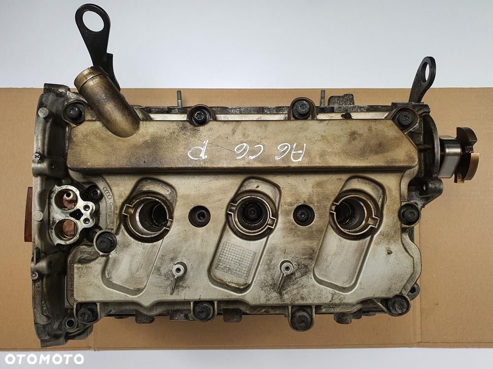 GŁOWICA SILNIKA PRAWA CCDA AUDI A6 C6 FSI 06E103404A - 2