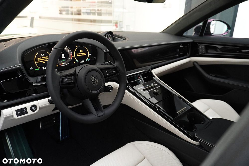 Porsche Panamera - 13