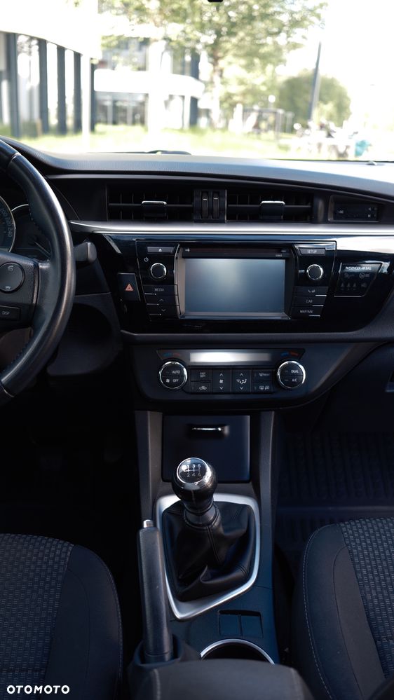 Toyota Corolla 1.6 Active - 6