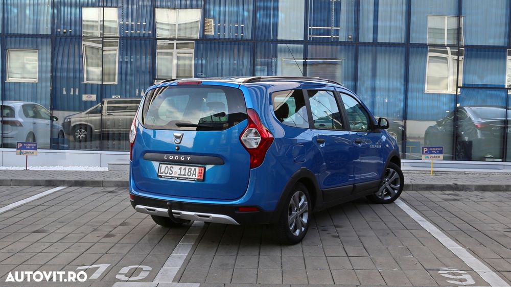 Dacia Lodgy 1.5 dCi Stepway - 11