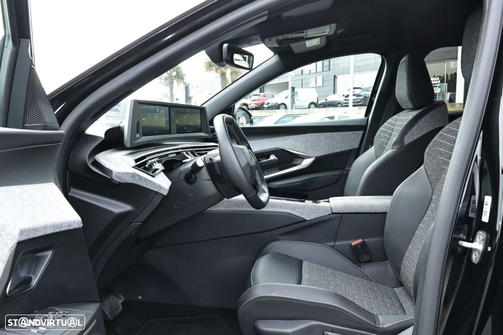 Peugeot 5008 1.2 Hybrid Allure e-DCS6 - 16