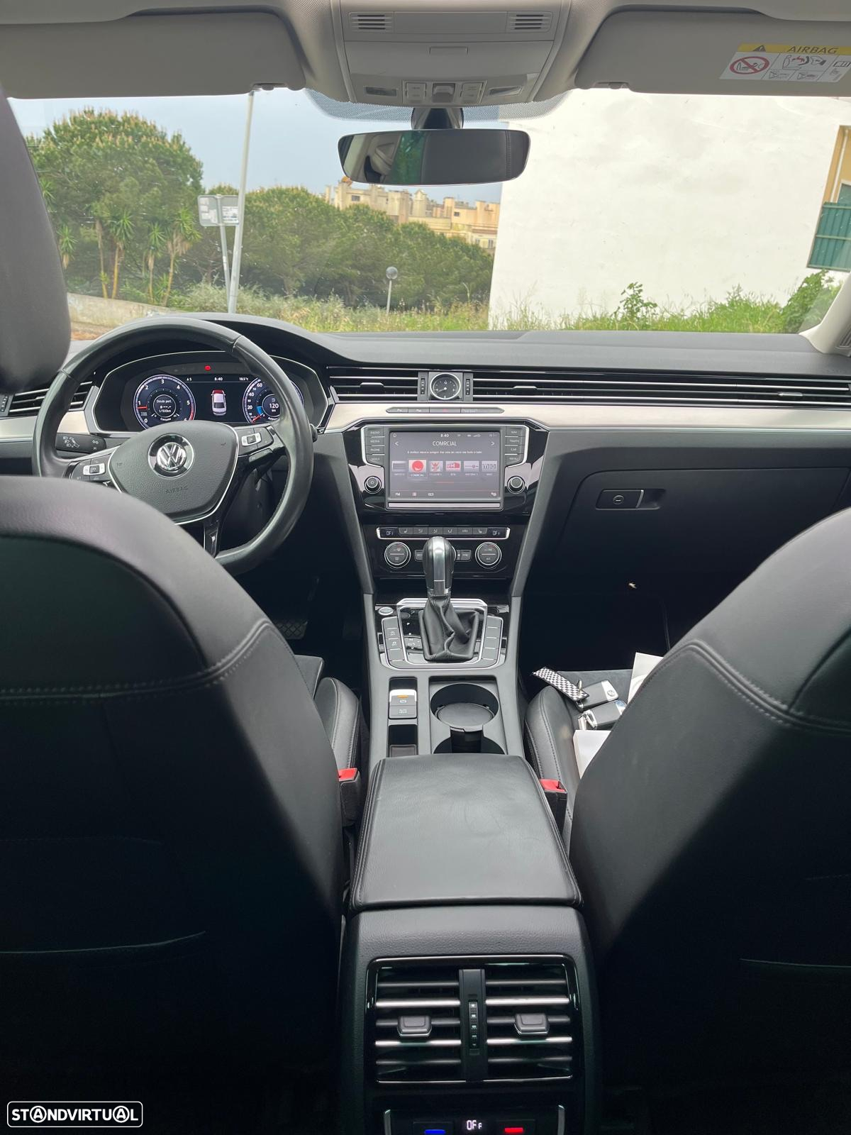 VW Passat 2.0 TDI Highline DSG - 12