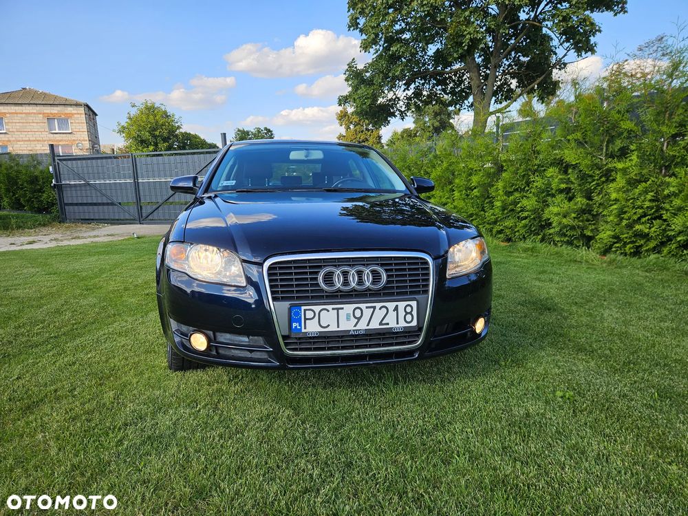 Audi A4 Limousine - 6