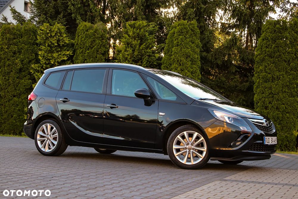 Opel Zafira 1.8 Cosmo - 2
