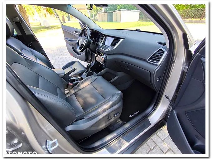Hyundai Tucson 2.0 CRDI 2WD Style - 22